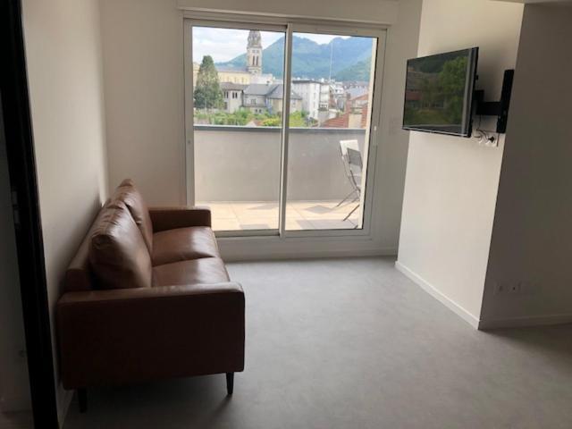 Loft Reve Du Soir 125 M2 Climatise 350 M De La Gare Lägenhet Lourdes Exteriör bild